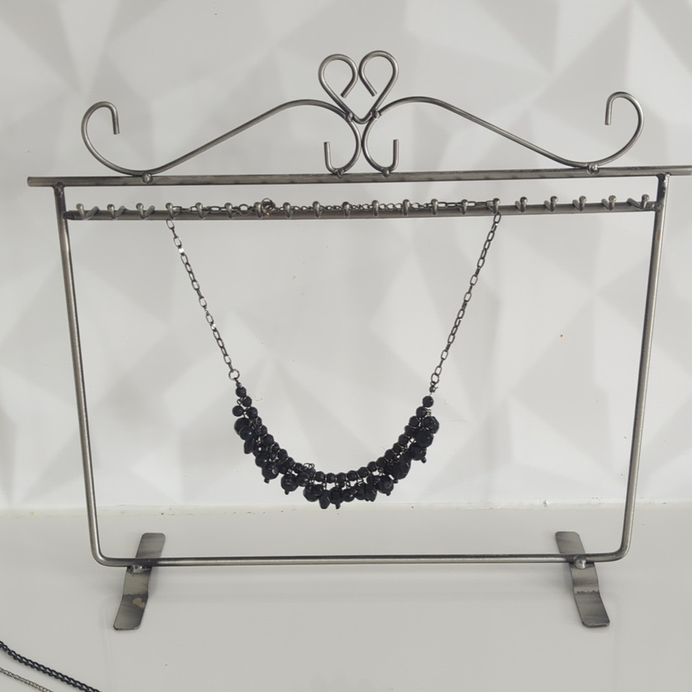 Jewelry Stand + 3 Elegant Black Beaded Necklace Set New